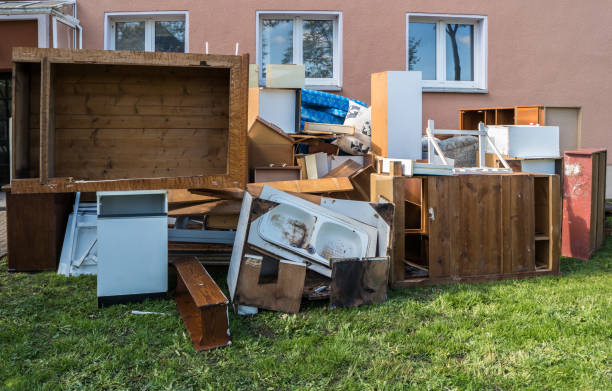 Best Junk Hauling Services  in Bellefontaine, OH