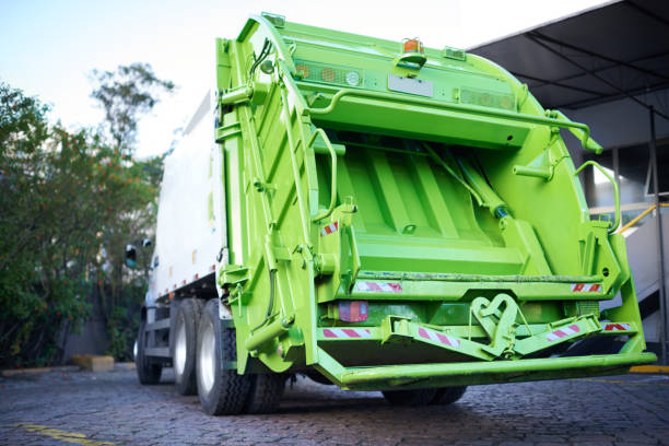 Best Junk Hauling Services  in Bellefontaine, OH